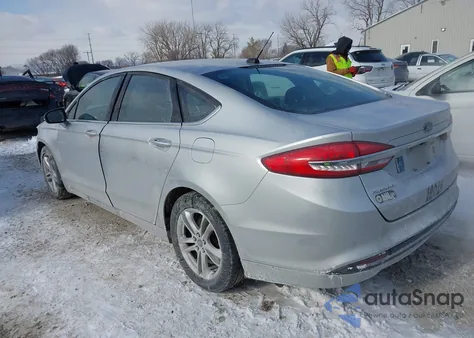 2018 Ford Fusion Se z USA, uszkodzony, nr VIN 3FA6P0HD7JR194823